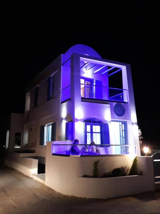 Welcome To Captain Lazaros 2Storey Unique Design Pool-Jacuzzi Villa Structured As A Private Resort Within A 500 Sqm Plot Just Steps From The Famous Black Beach-Balcony With Seaview -Private Parking Perissa  Exterior foto